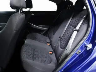Hyundai  11