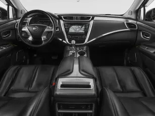 Nissan  8
