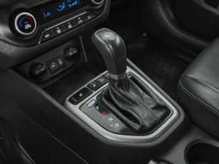 Hyundai  22
