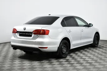 Volkswagen  3
