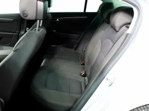 Volkswagen  12