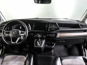 Volkswagen  8