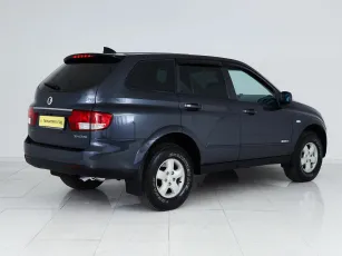 SsangYong  6