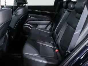 Hyundai  16