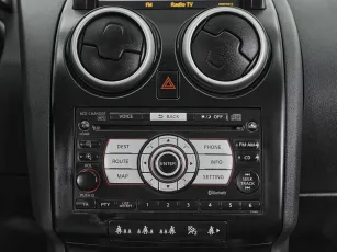 Nissan  15