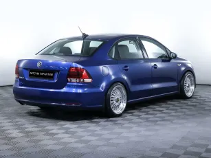 Volkswagen  4