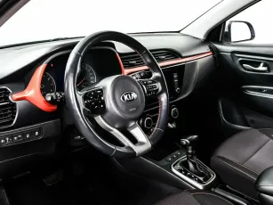 Kia  10