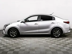 Kia  3
