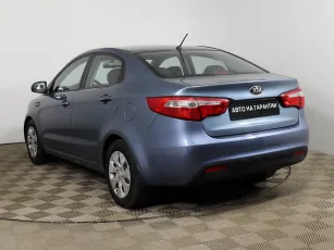 Kia  4