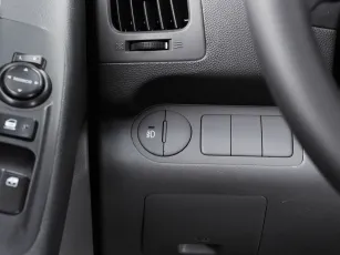 Hyundai  13