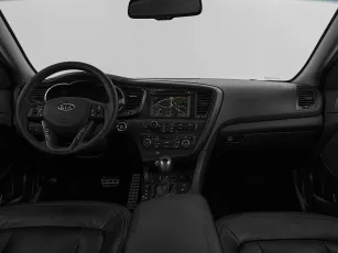 Kia  8