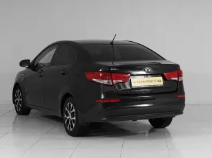 Kia  4