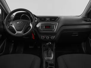 Kia  8