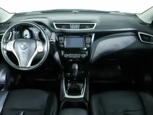 Nissan  11