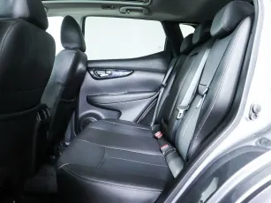Nissan  24