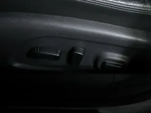 Nissan  15