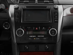 Toyota  15