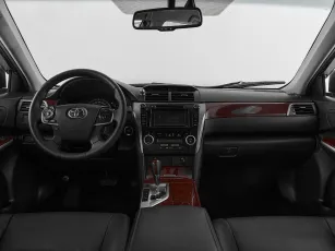 Toyota  8