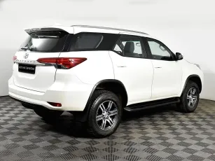 Toyota  3
