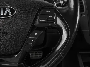 Kia  12