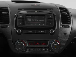 Kia  16