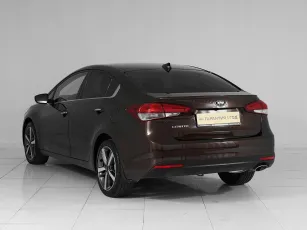 Kia  4
