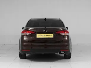 Kia  5