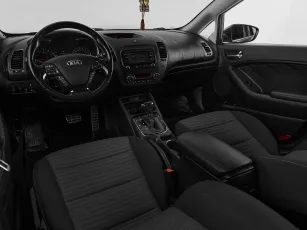 Kia  7