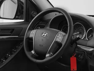 Hyundai  10