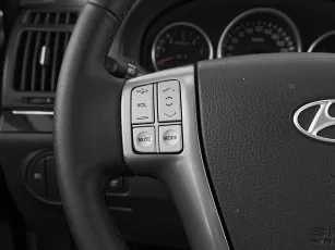 Hyundai  11
