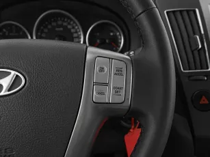 Hyundai  12