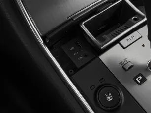 Hyundai  17