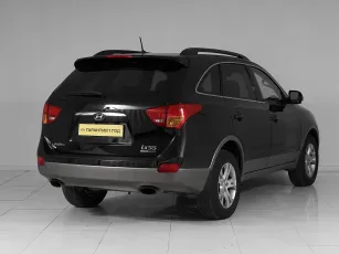 Hyundai  6