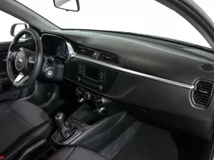 Kia  6