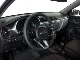 Kia  8