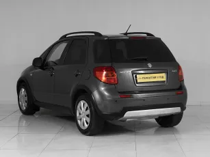 Suzuki  4