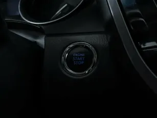 Toyota  12