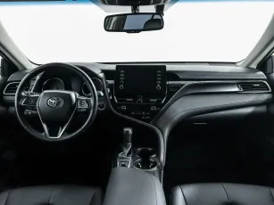 Toyota  8