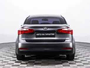 Kia  5