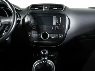 Kia  14