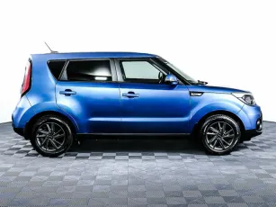Kia  4