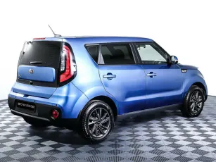 Kia  5