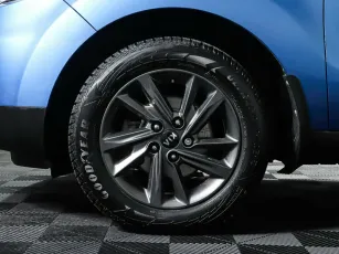 Kia  8